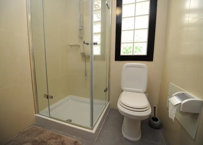 Semesterbostad Bhf Residences Bordadeira Arco da Calheta (Madeira)
